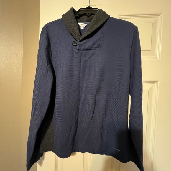 Calvin Klein Sweaters - Calvin Klein Navy Blue And Dark Gray Sweater Size M